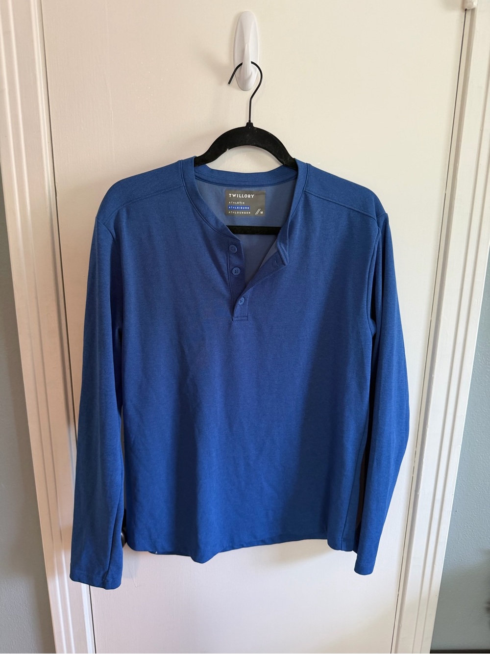 Twillory Men's Long-Sleeve Henley Shirt in Royal Blue